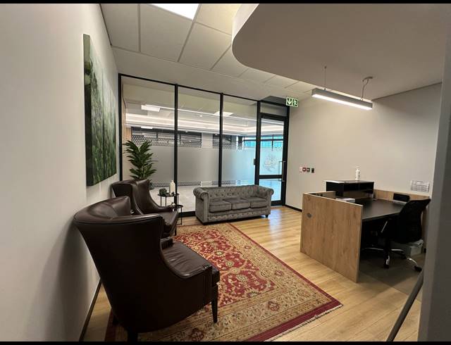 167M² OFFICE TO LET IN DORINGKLOOF